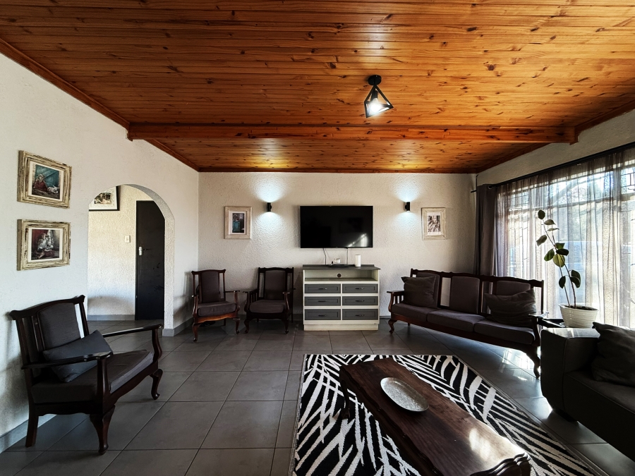 5 Bedroom Property for Sale in Heilige Akker North West